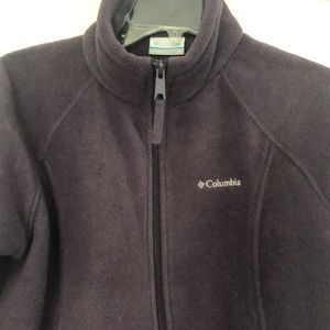 Women’s fleece jacket